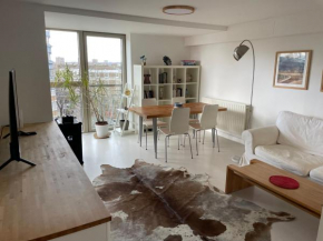 Modern bright flat near Little Venice